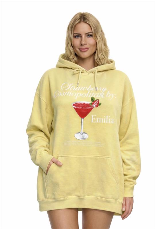 Oversized Hoodie"Strawberry Cosmopolitan"